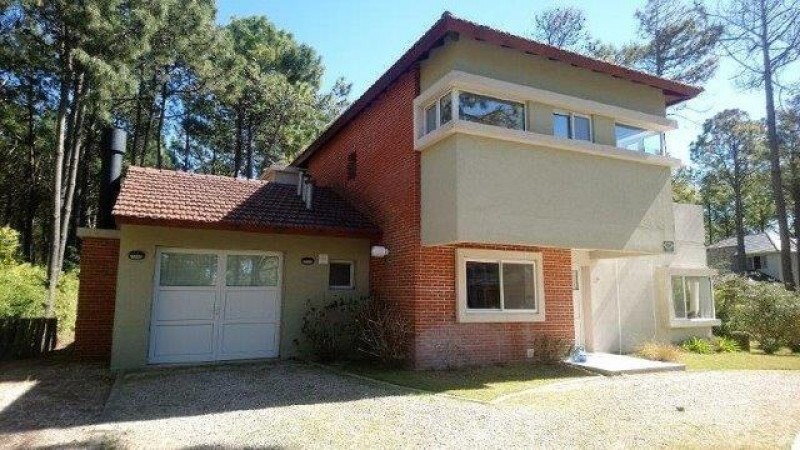 CASA EN VENTA ZONA NORTE
