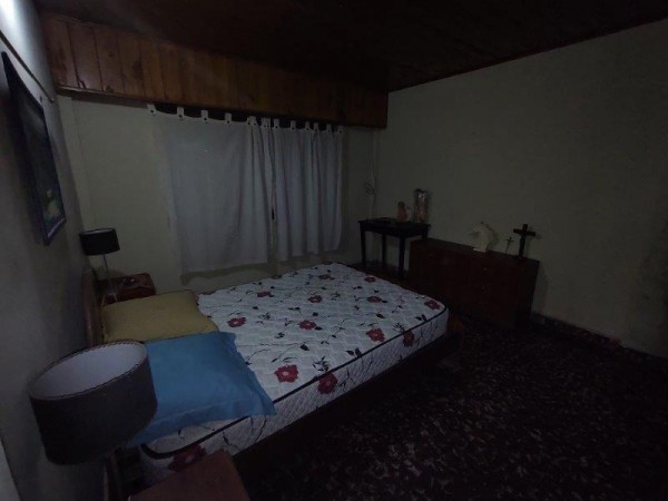CASA EN VENTA CON LOCAL  ZONA BARRIO SAN JOSE CON GAS NATURAL