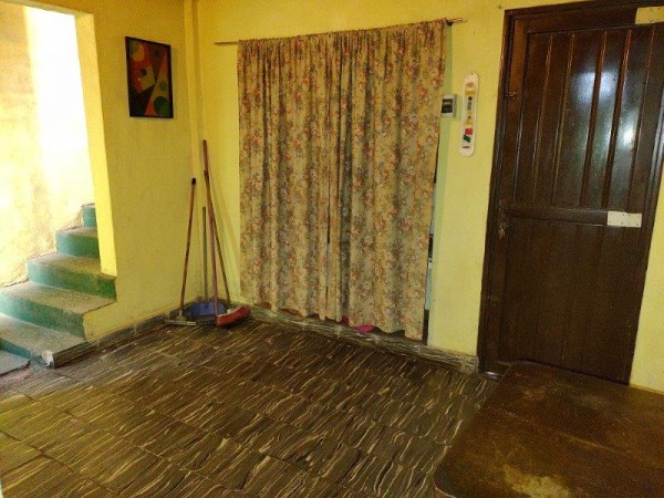 CASA EN VENTA CON LOCAL  ZONA BARRIO SAN JOSE CON GAS NATURAL