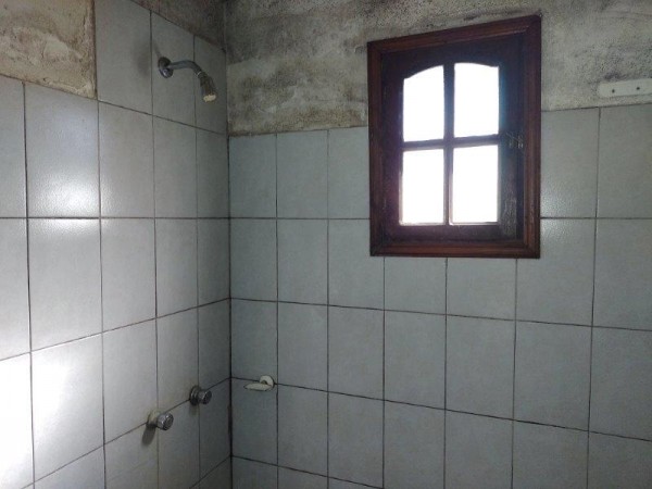 CASA EN VENTA CON LOCAL  ZONA BARRIO SAN JOSE CON GAS NATURAL