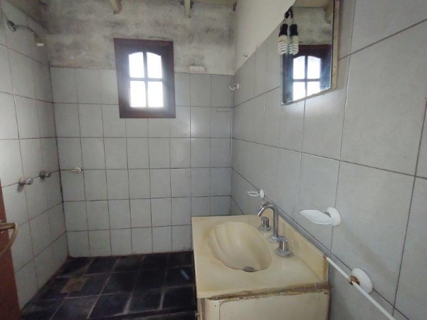 CASA EN VENTA CON LOCAL  ZONA BARRIO SAN JOSE CON GAS NATURAL