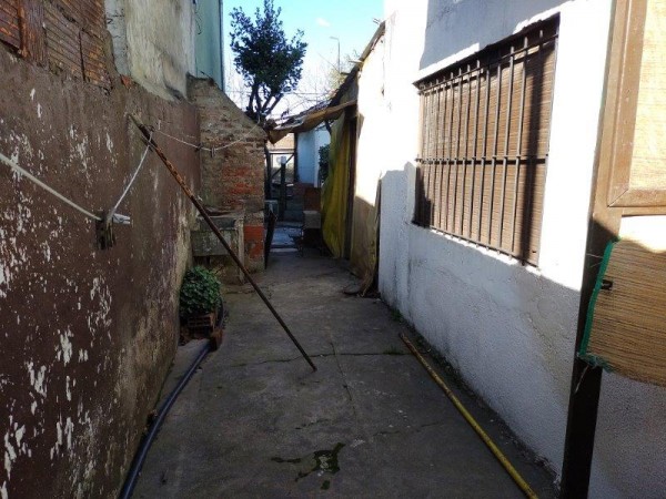 CASA EN VENTA CON LOCAL  ZONA BARRIO SAN JOSE CON GAS NATURAL