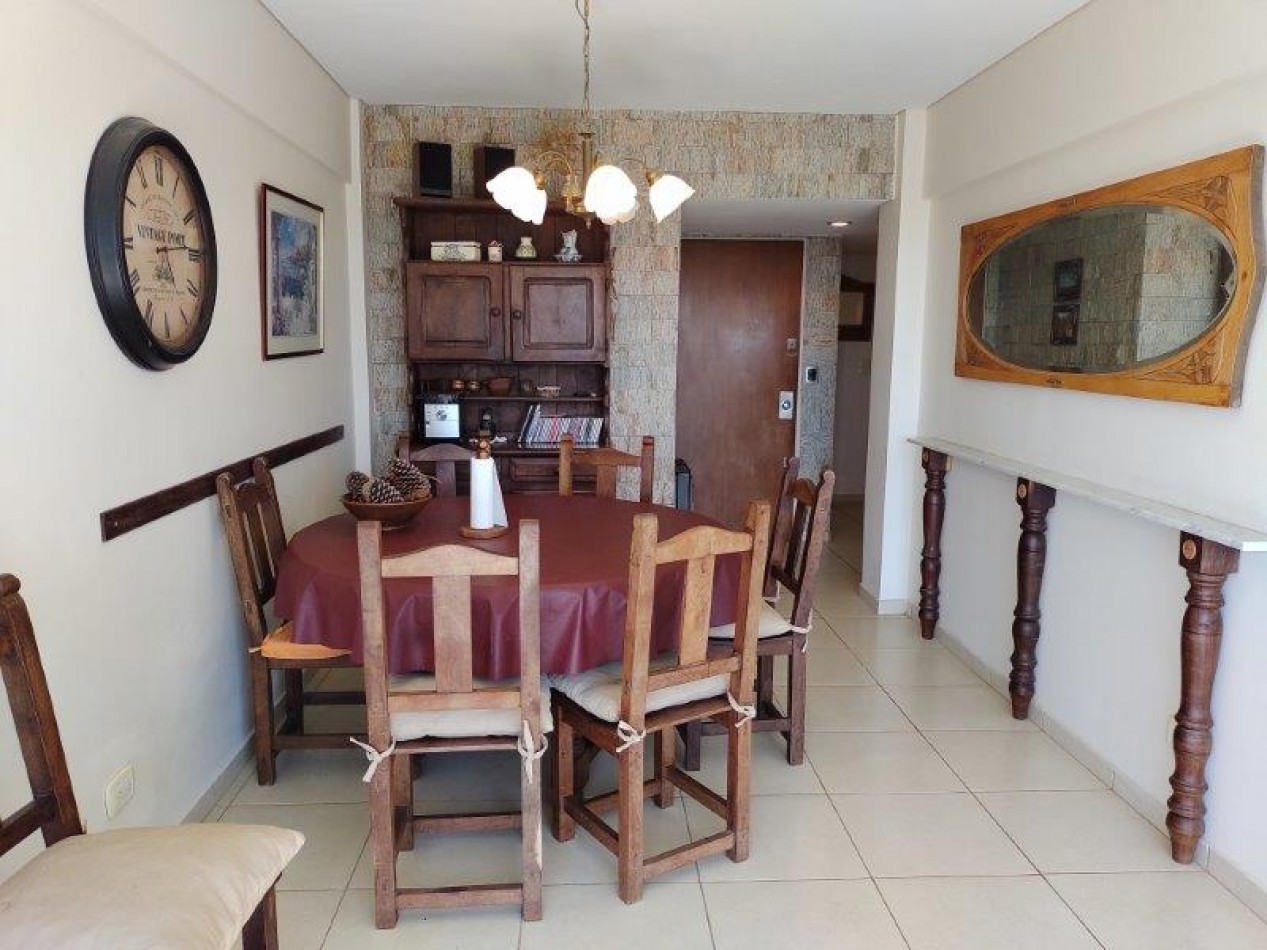 DEPARTAMENTO EN EL CENTRO DE PINAMAR "CERCANO A TODO"