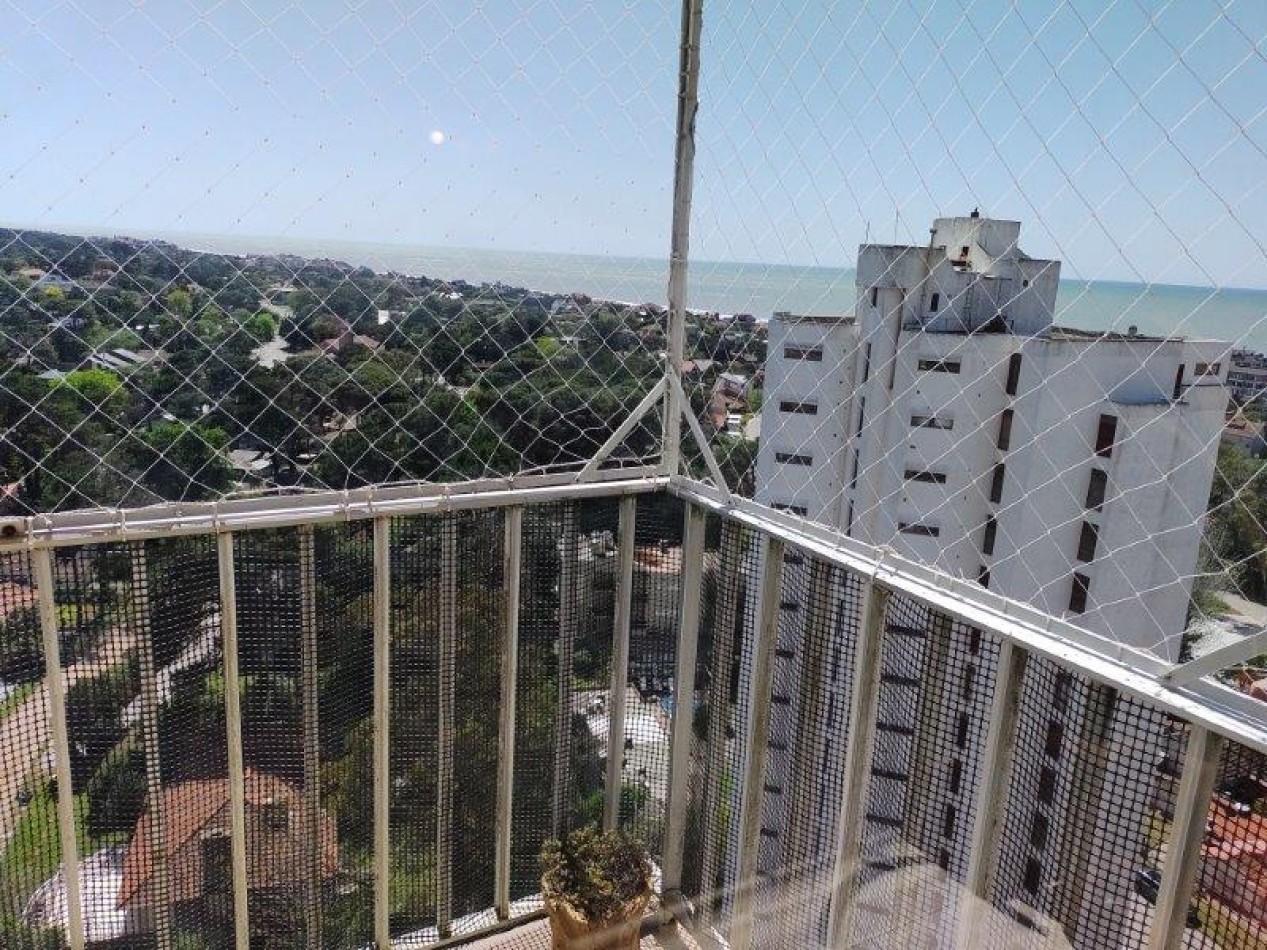 DEPARTAMENTO EN EL CENTRO DE PINAMAR "CERCANO A TODO"