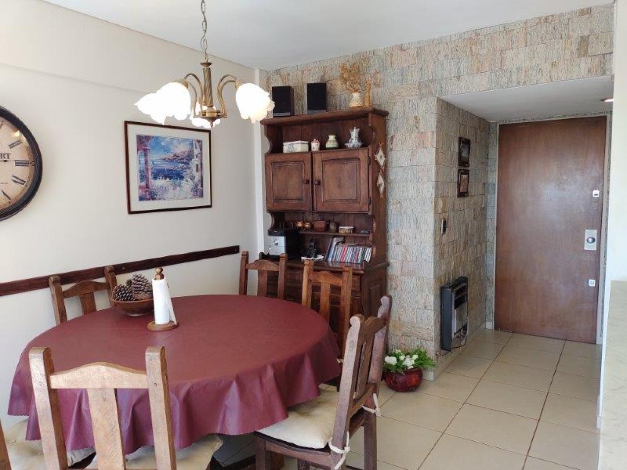 DEPARTAMENTO EN EL CENTRO DE PINAMAR "CERCANO A TODO"