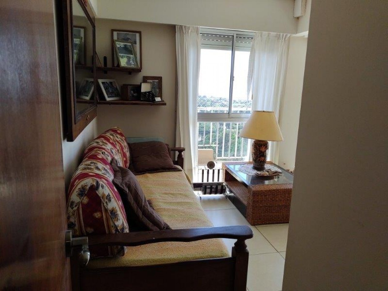 DEPARTAMENTO EN EL CENTRO DE PINAMAR "CERCANO A TODO"