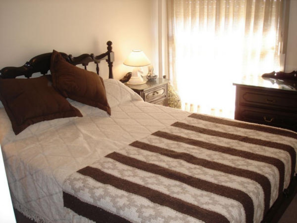 DEPARTAMENTO EN EL CENTRO DE PINAMAR "CERCANO A TODO"