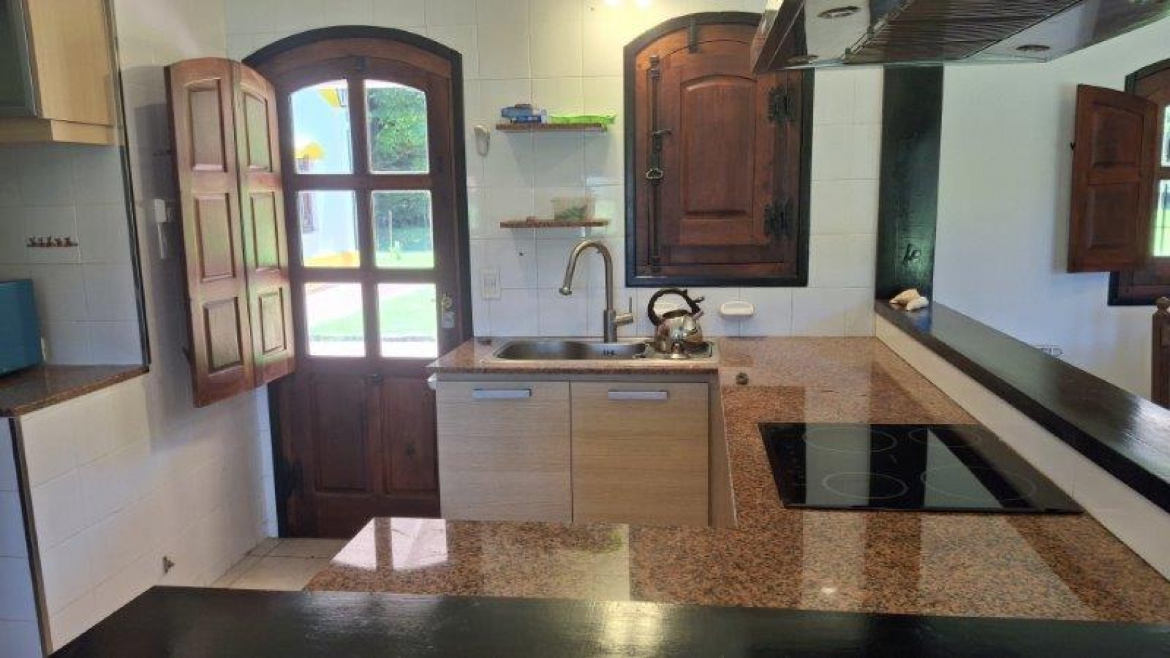 CASA EN ZONA NORTE A MTS BALNEARIO CR SOLO A GRUPO FAMILIAR