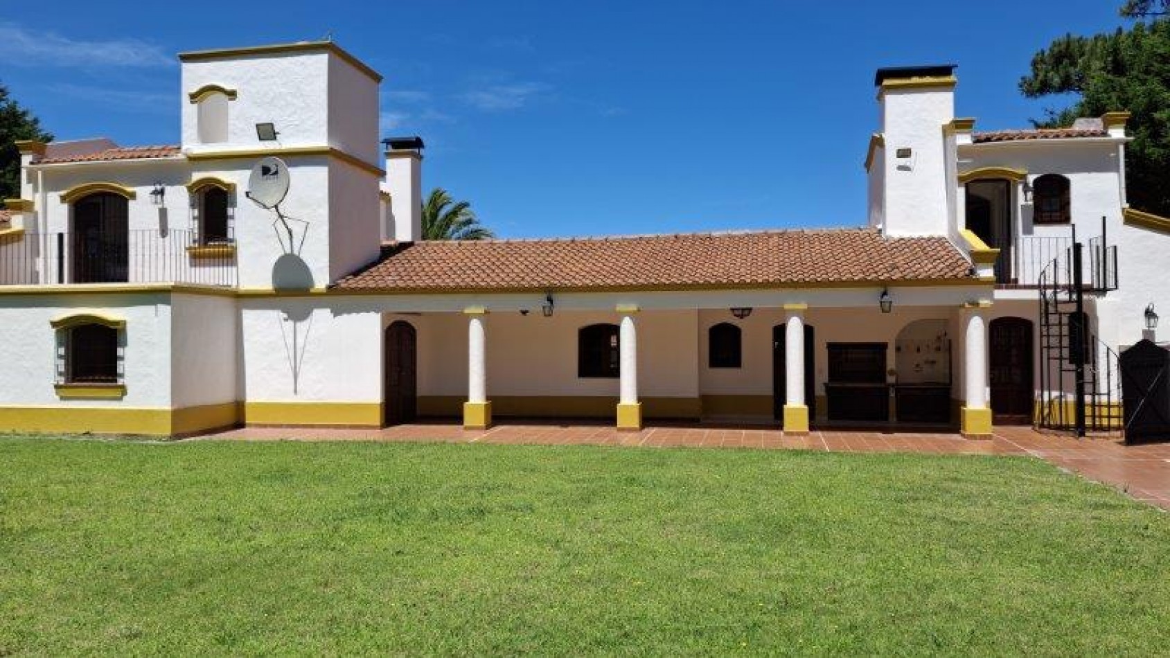 CASA EN ZONA NORTE A MTS BALNEARIO CR SOLO A GRUPO FAMILIAR