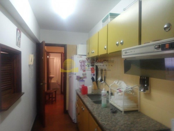 DEPARATAMENTO EN VENTA CENTRO DE PINAMAR , 4 AMBIENTES  CON GAS NATURAL.