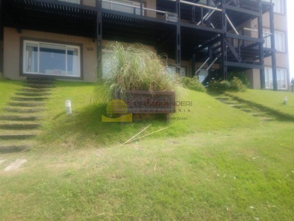  DEPARTAMENTO EN VENTA EN MAR DE OSTENDE  CON GAS NATURAL FRENTE AL MAR!!!
