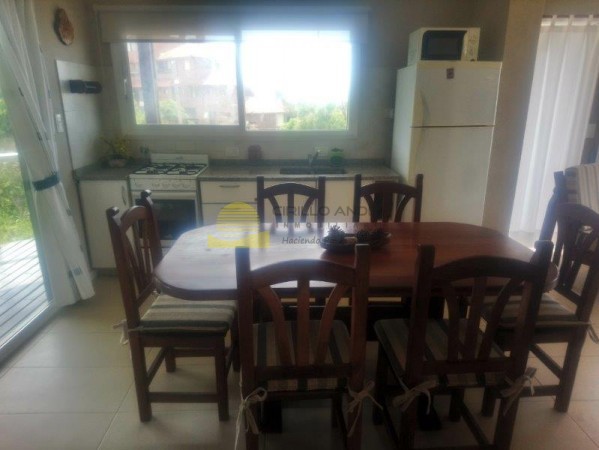  DEPARTAMENTO EN VENTA EN MAR DE OSTENDE  CON GAS NATURAL FRENTE AL MAR!!!