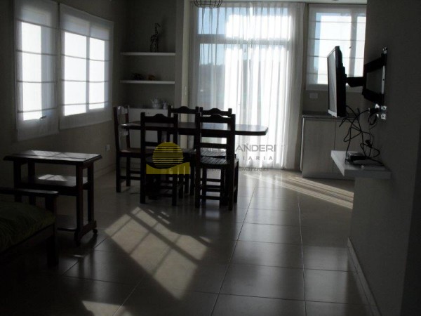 DEPARTAMENTO EN VENTA EN PINAMAR ZONA SUR TRES AMBIENTES CON GAS NATURAL LOSA RADIANTE .