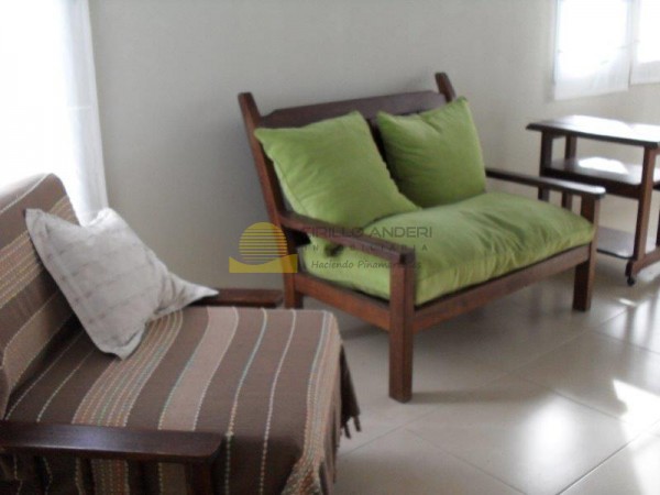 DEPARTAMENTO EN VENTA EN PINAMAR ZONA SUR TRES AMBIENTES CON GAS NATURAL LOSA RADIANTE .
