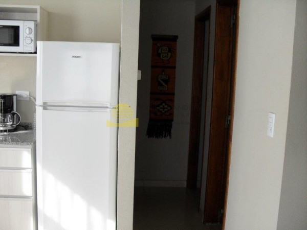 DEPARTAMENTO EN VENTA EN PINAMAR ZONA SUR TRES AMBIENTES CON GAS NATURAL LOSA RADIANTE .