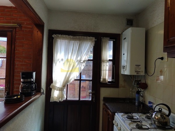 TRIPLEX EN VENTA VALLE FERTIL Y MERLUZA