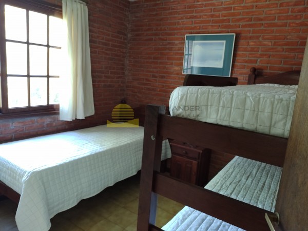 TRIPLEX EN VENTA VALLE FERTIL Y MERLUZA