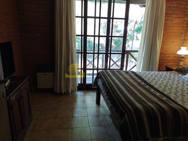 TRIPLEX EN VENTA VALLE FERTIL Y MERLUZA