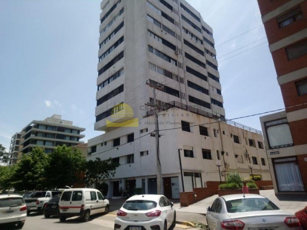 DEPARTAMENTO EN VENTA 1er Piso "D"