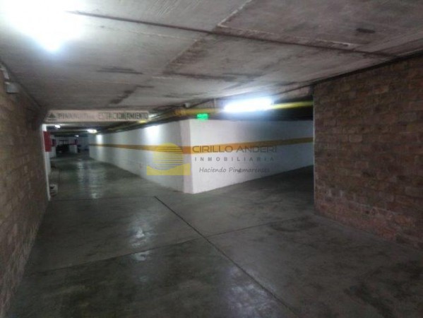 COCHERA EN VENTA CENTRO DE PINAMAR