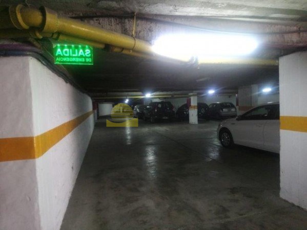 COCHERA EN VENTA CENTRO DE PINAMAR