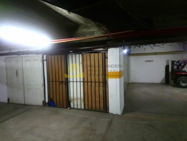 COCHERA EN VENTA CENTRO DE PINAMAR