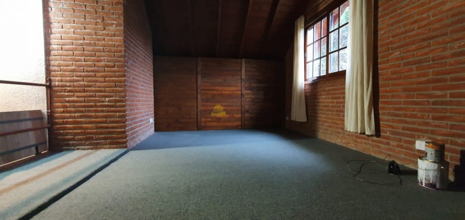 TRIPLEX EN VENTA VALLE FERTIL Y MERLUZA