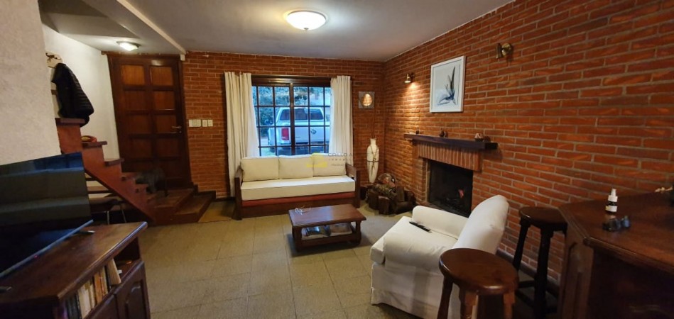 TRIPLEX EN VENTA VALLE FERTIL Y MERLUZA
