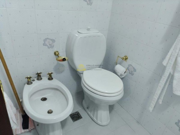EXCELENTE CALIDAD CONSTRUCCION 