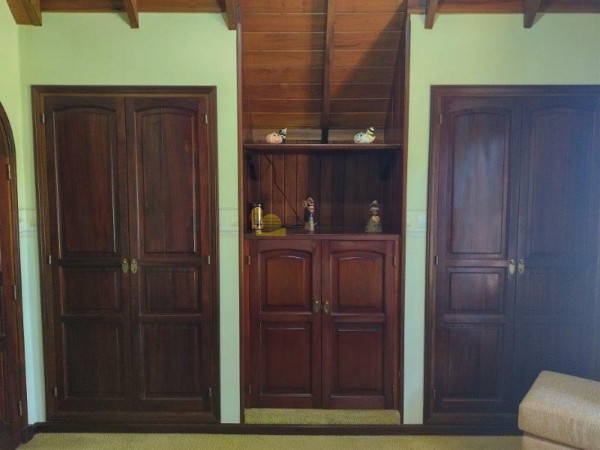 EXCELENTE CALIDAD CONSTRUCCION 