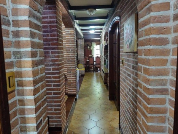 EXCELENTE CALIDAD CONSTRUCCION 