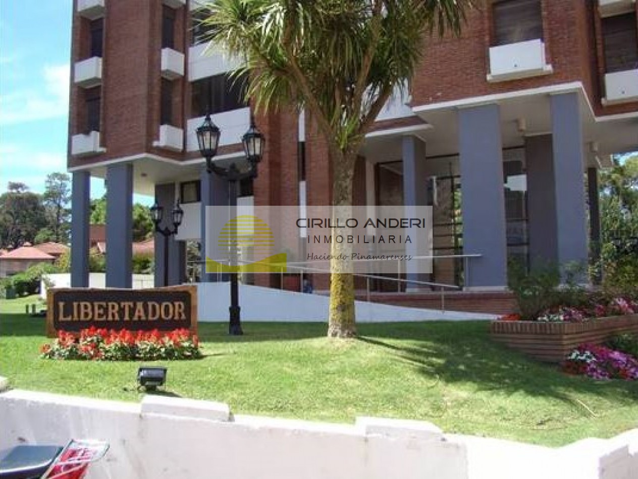 VERANO 2027!!! Edificio Libertador 10° A "SOLO A GRUPO FAMILIAR" 