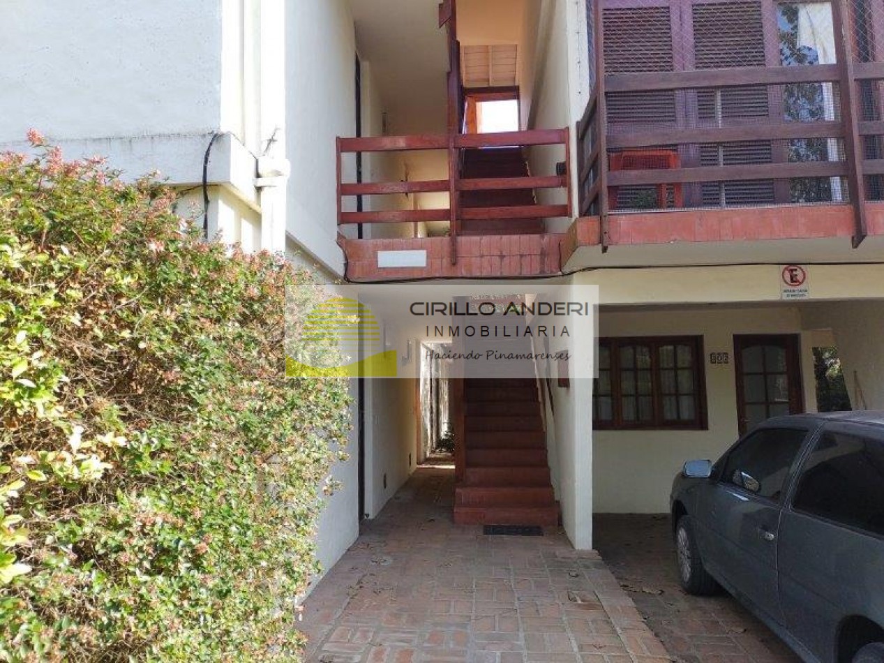 AVENIDA DE VALLE FERTIL 302 UF "17"