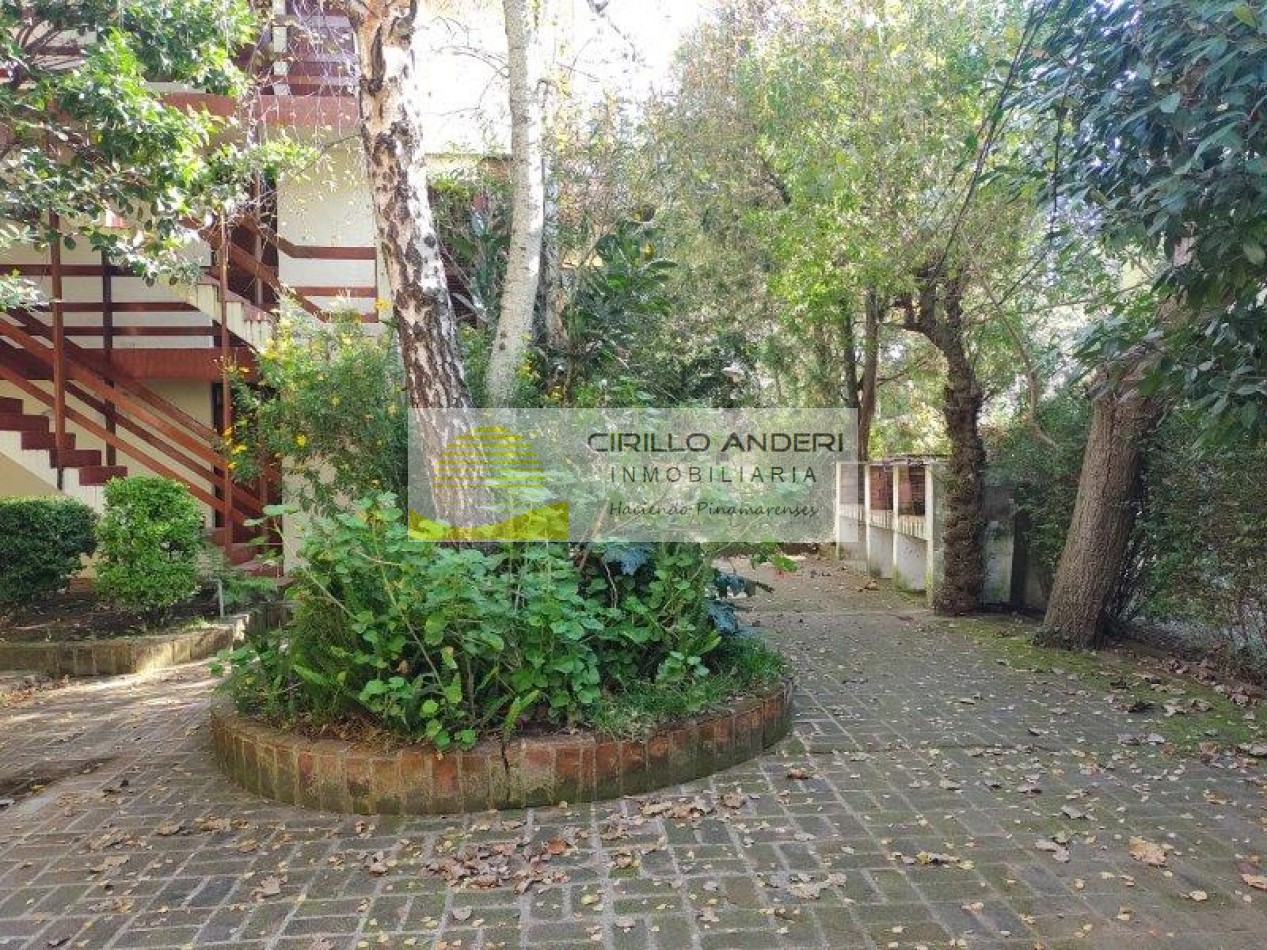 AVENIDA DE VALLE FERTIL 302 UF "17"
