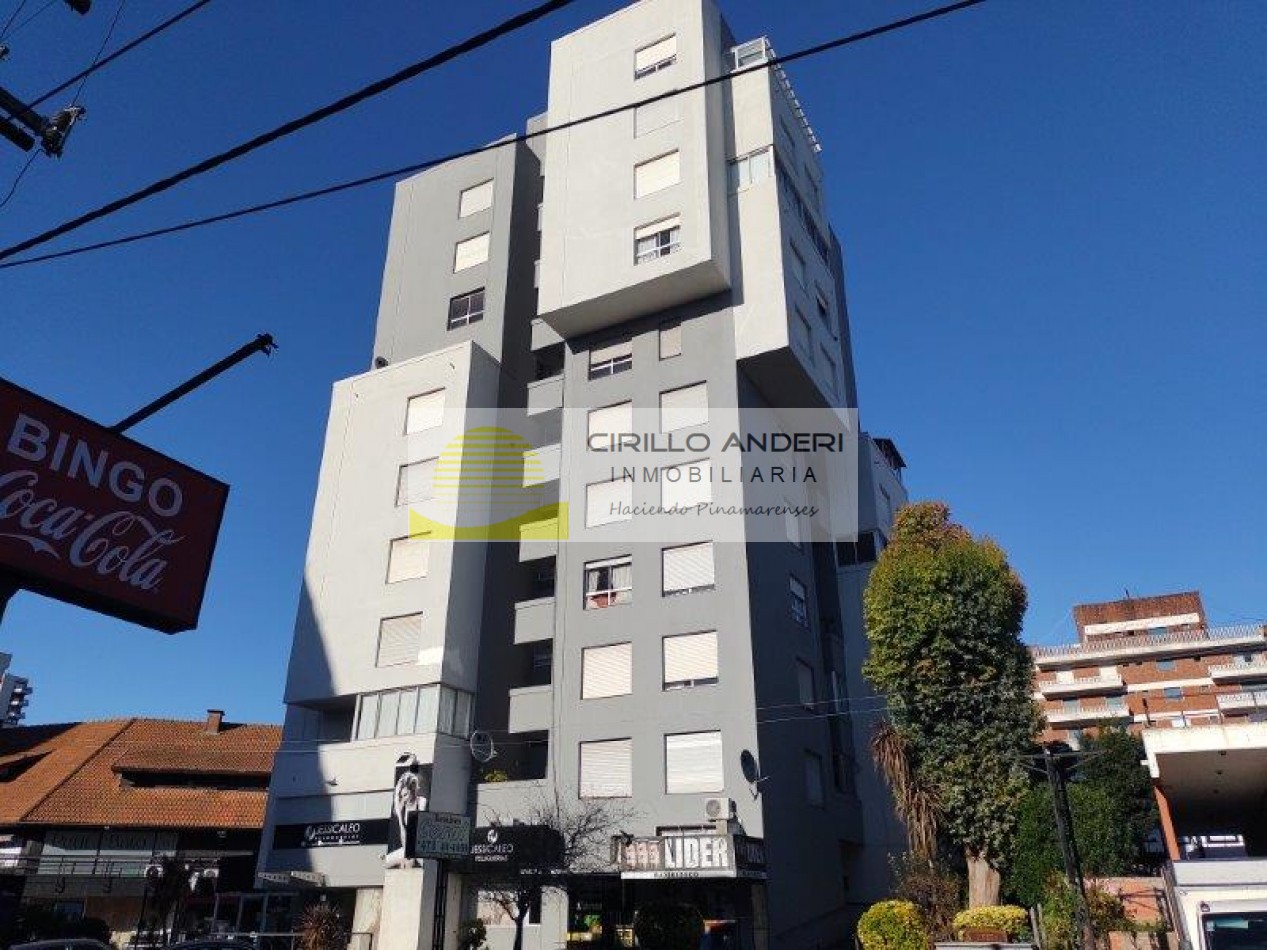 FINANCIACION PROPIA!!! DEPARTAMENTO DE TRES AMBIENTES CON COCHERA CUBIERTA FIJA