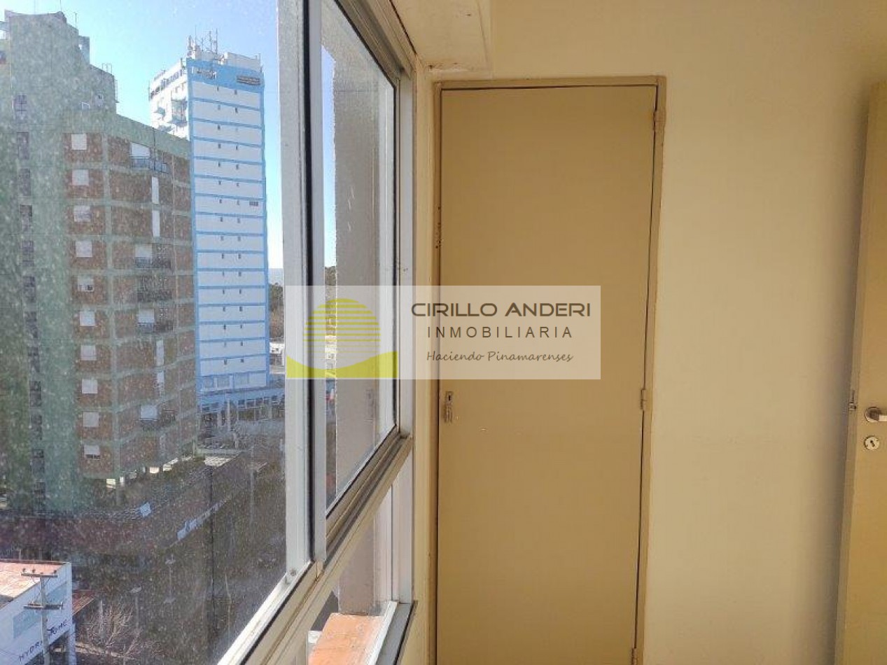 FINANCIACION PROPIA!!! DEPARTAMENTO DE TRES AMBIENTES CON COCHERA CUBIERTA FIJA