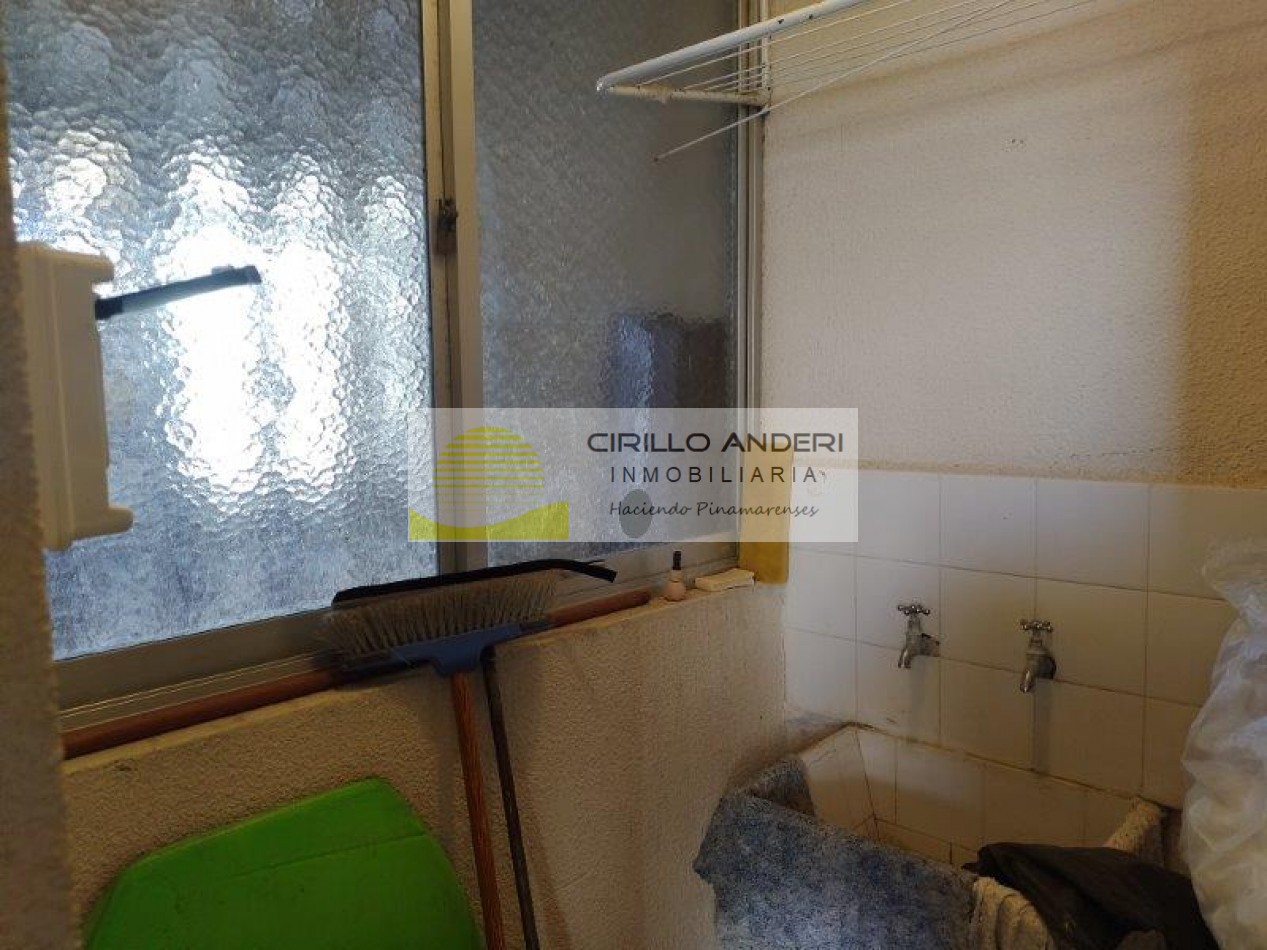 FINANCIACION PROPIA!!! DEPARTAMENTO DE TRES AMBIENTES CON COCHERA CUBIERTA FIJA