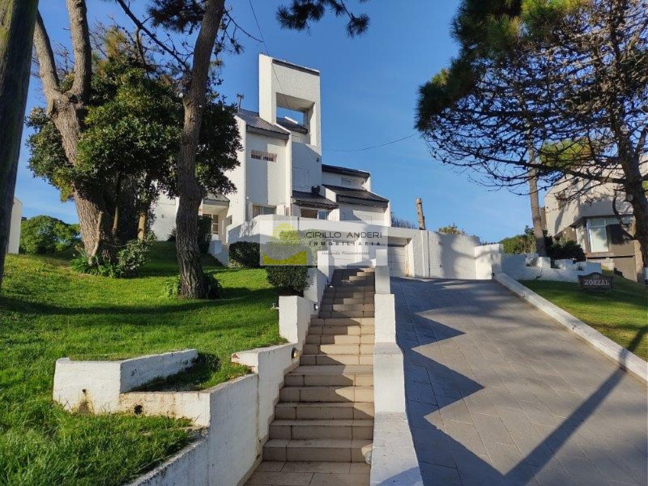 CASA EN VENTA ZONA LASALLE CON GAS NATURAL 