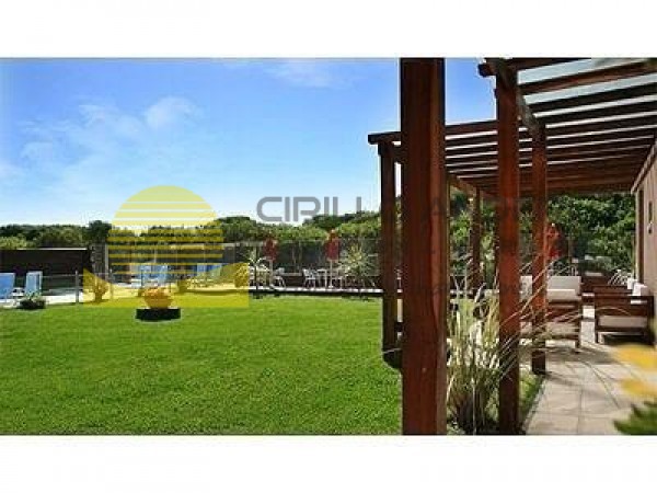 EN VENTA HOTEL & SPA QINN VALERIA