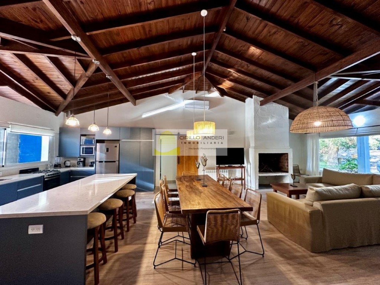 VERANO 2026!!!!!CASA EN CARILO PALOMA 99 (SOLO A GRUPO FAMILIAR)