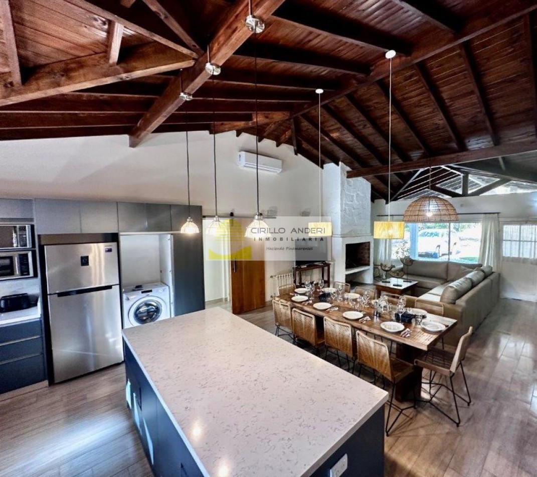 VERANO 2026!!!!!CASA EN CARILO PALOMA 99 (SOLO A GRUPO FAMILIAR)