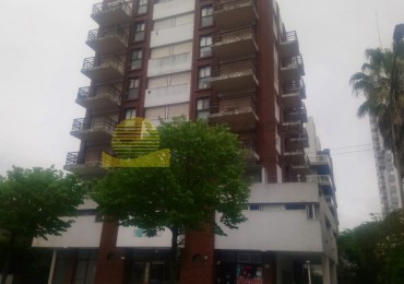 DEPARATAMENTO EN VENTA CENTRO DE PINAMAR , 4 AMBIENTES  CON GAS NATURAL.